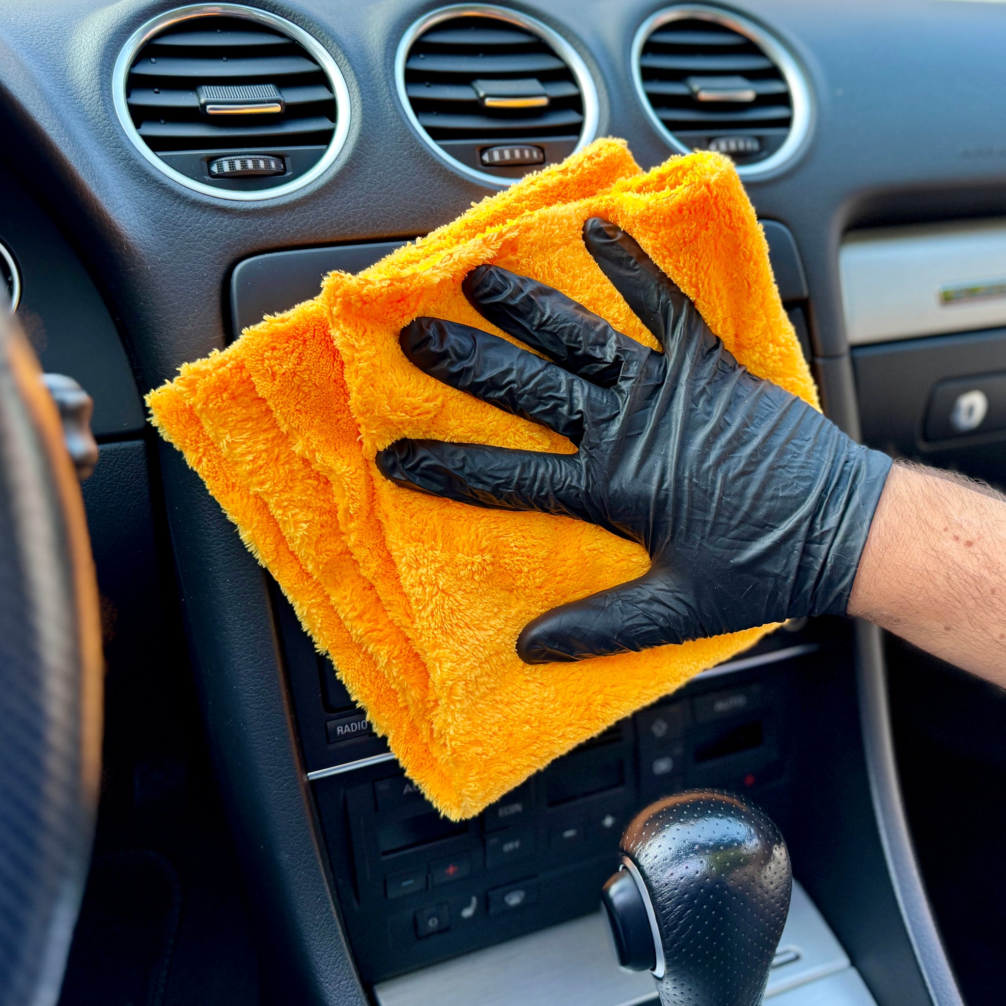 autopflege-mikrofasertuch-weich-soft-orange-auto-innenraum-flauschig-rocket-gloss-car-care